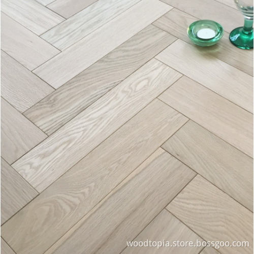 Unfinished Engineered parquet wood flooring Oak Herringbone
